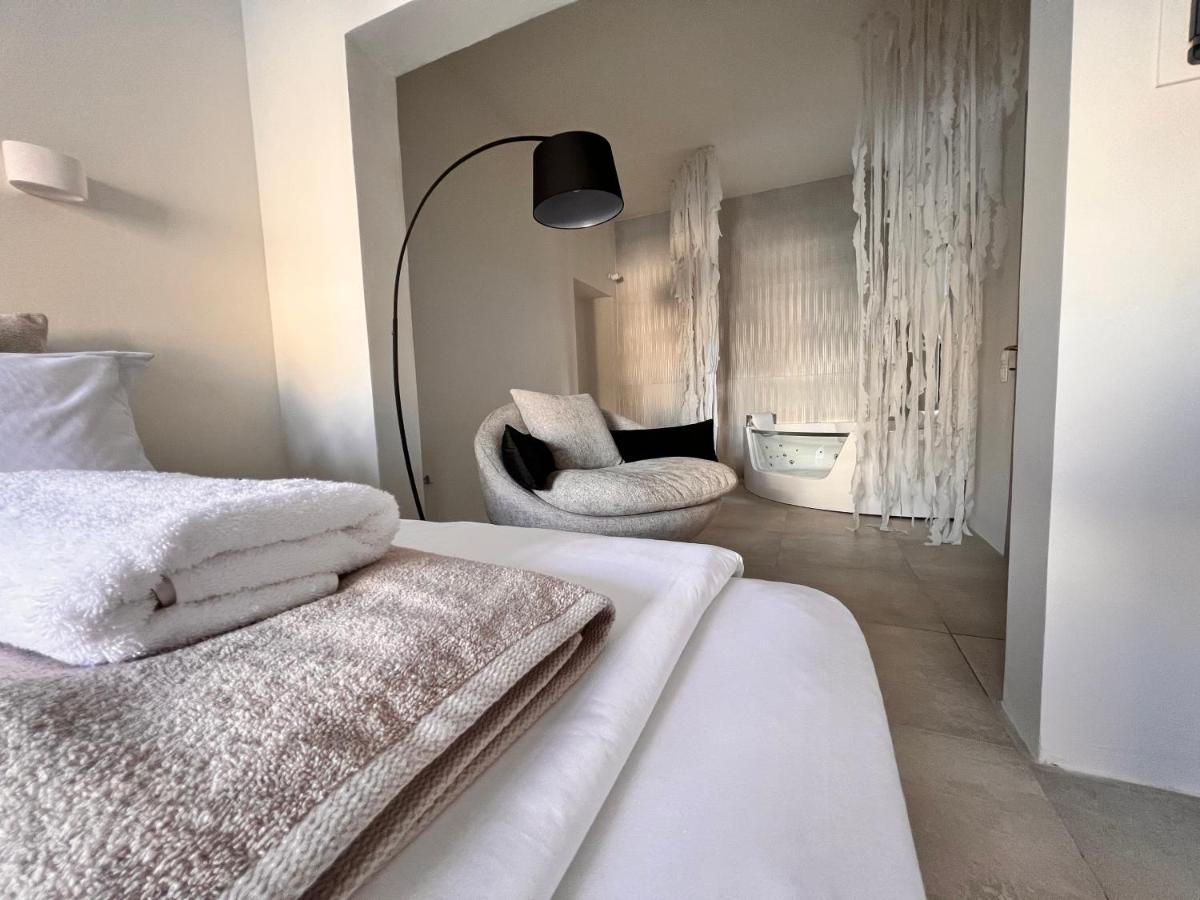 Perla Coco Jacuzzi Suites Chania  Exterior photo